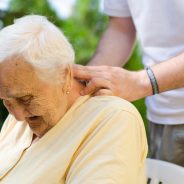 6 Benefits of Massage for Alzheimer’s Patients