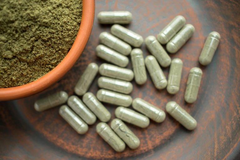 Kratom and Anxiety: How It Helps
