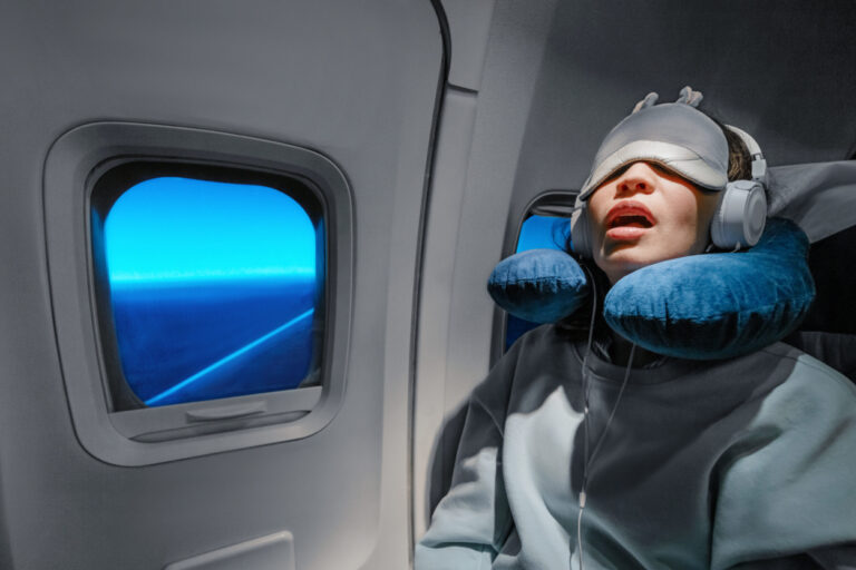 7 Natural Jet Lag Remedies